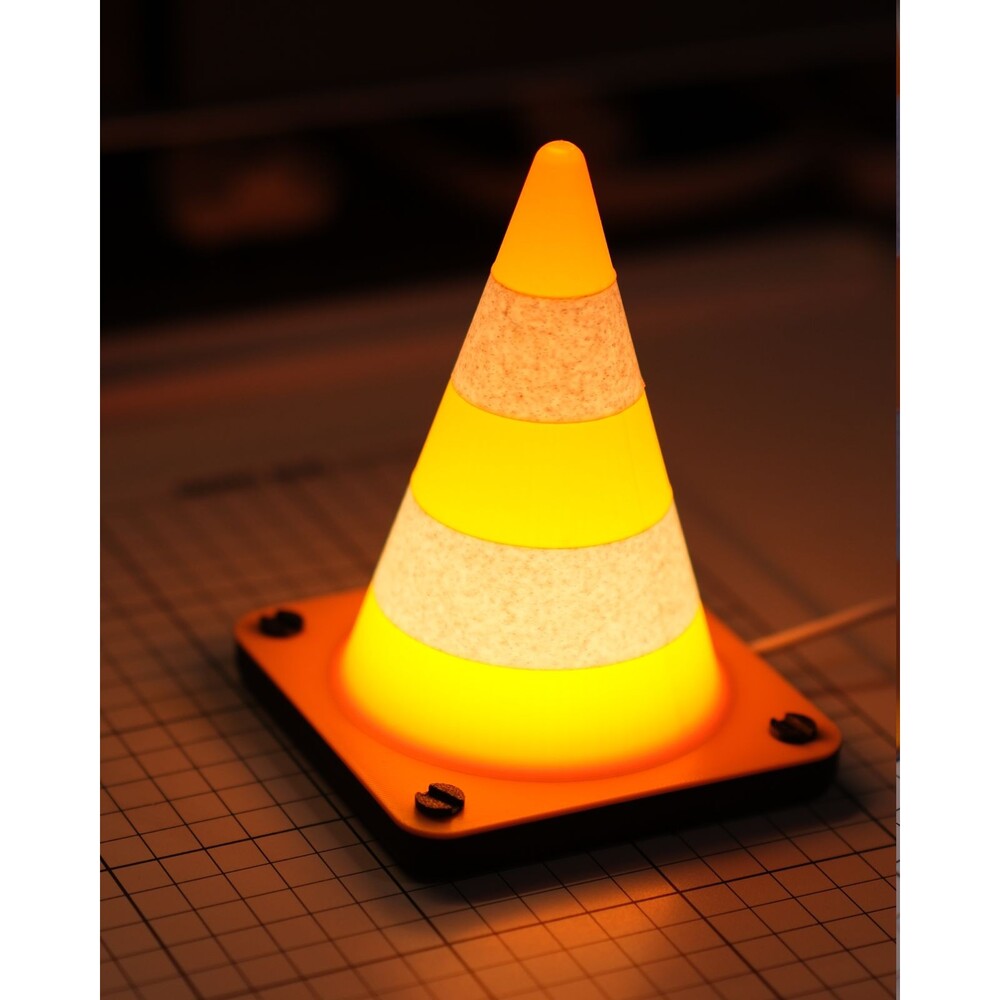 Traffic Cone LED Desk Lamp – USB Powered Novelty Light – Unique 3D Printed Decor